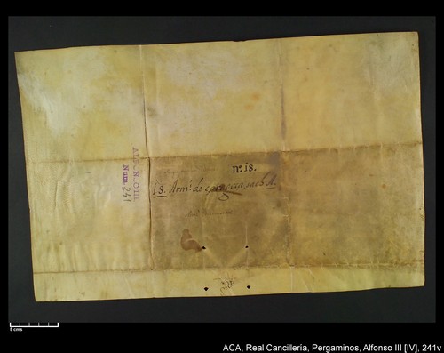 Cancillería,pergaminos,Alfonso_IV,carp.219,nº241/ Carta de venta. (30-09-1328)