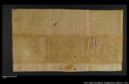 Cancillería,pergaminos,Martín_I,carp.323,nº141/ Época de Martín I. (3-11-1399)